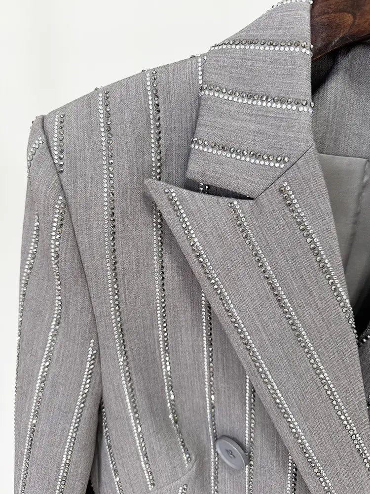 Diamond Double-
Breasted Suit Set