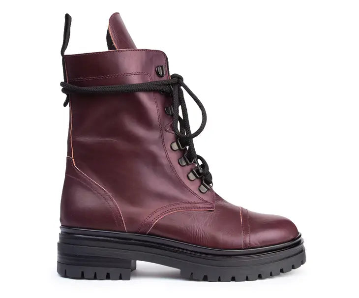 Baltarini leather ankle boot