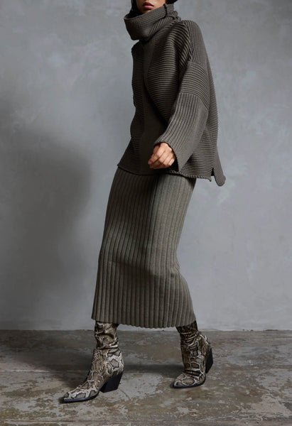 Avior Skirt