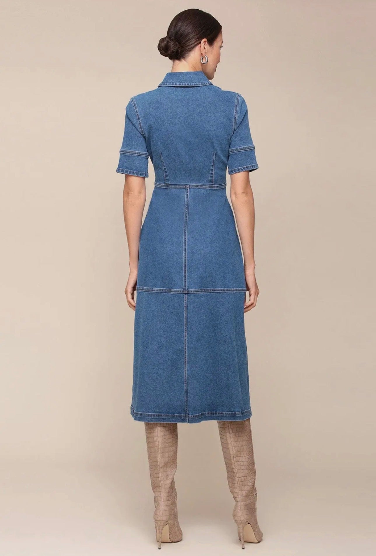 Denim Short Sleeve
Midi Shirtdress