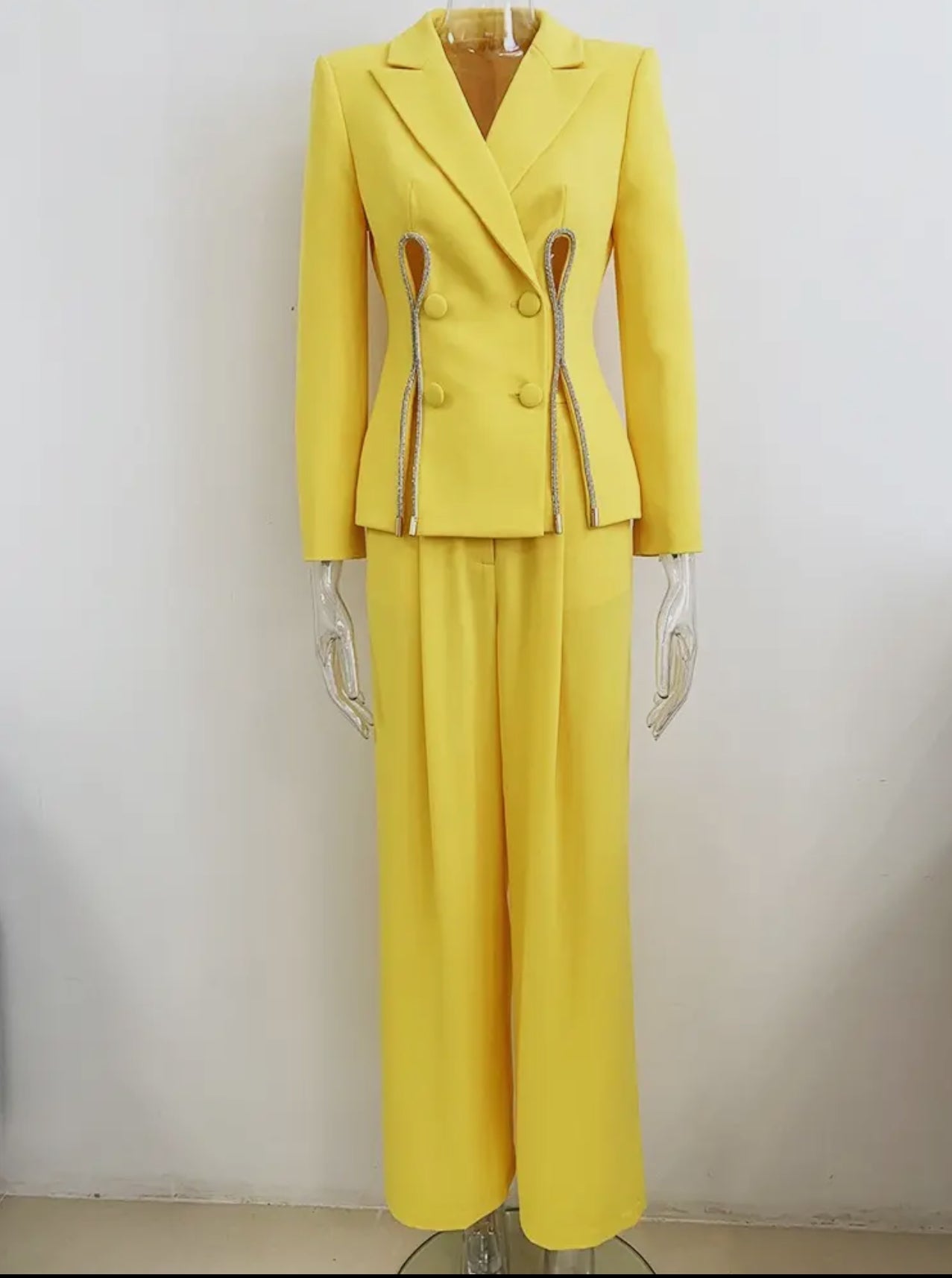 Diamond Slit Suit with Straight-Leg Pants