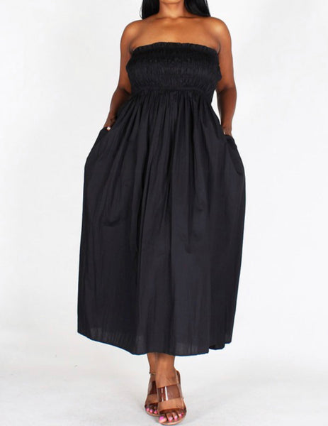 SOLID SMOCKED ELASTIC TUBE MIDI DRESS WITH PLEATED DETAIL AND ONE SIDE SLIT.